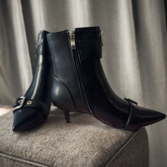 New Womens Pointed Toe Kitten Heels Ankle Booties  Zipper Closure Black Size 6 - Picture 8 of 14